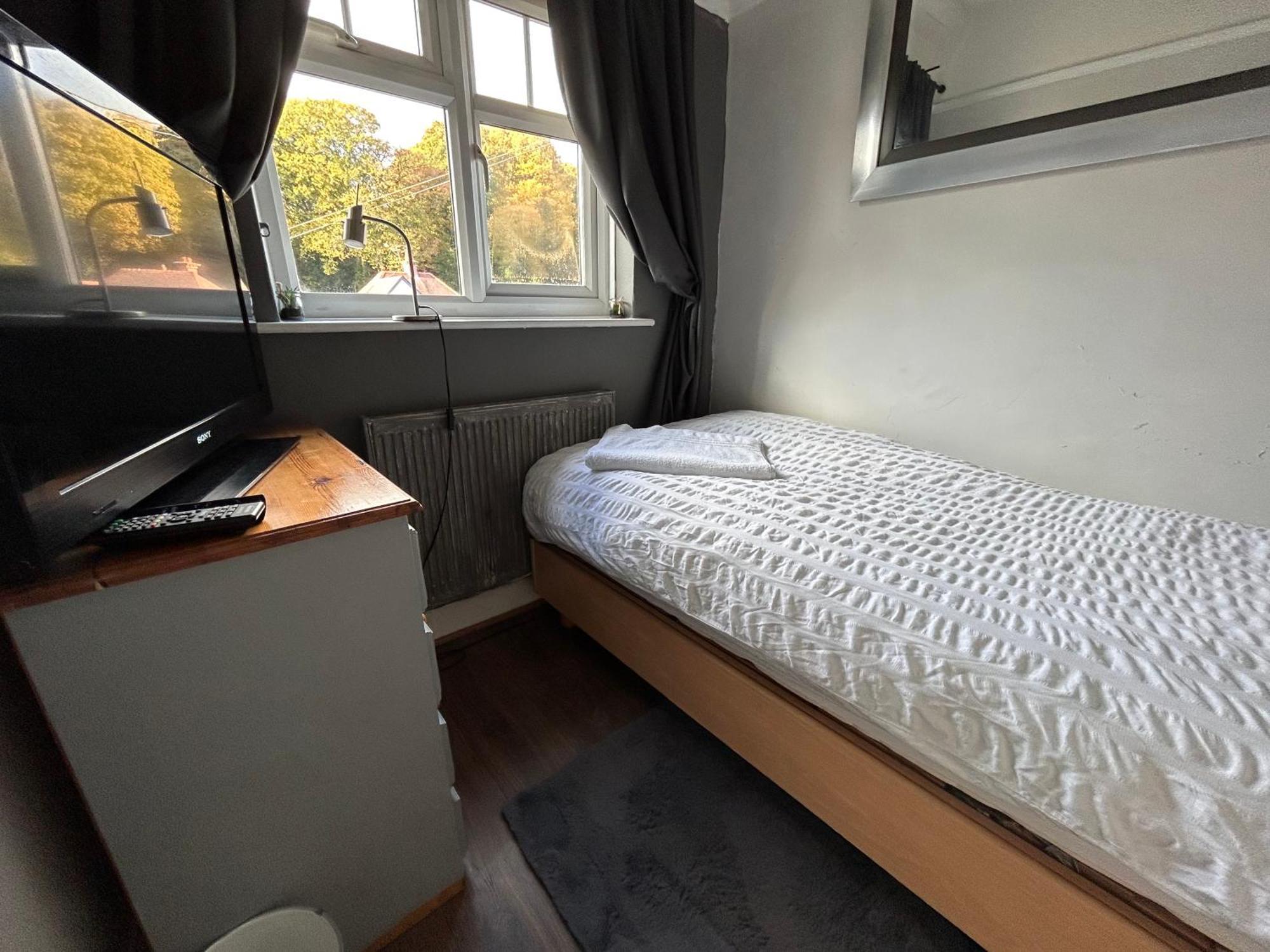 Redditch Rest Near Town Centre & Transport Links Apartment Exterior photo