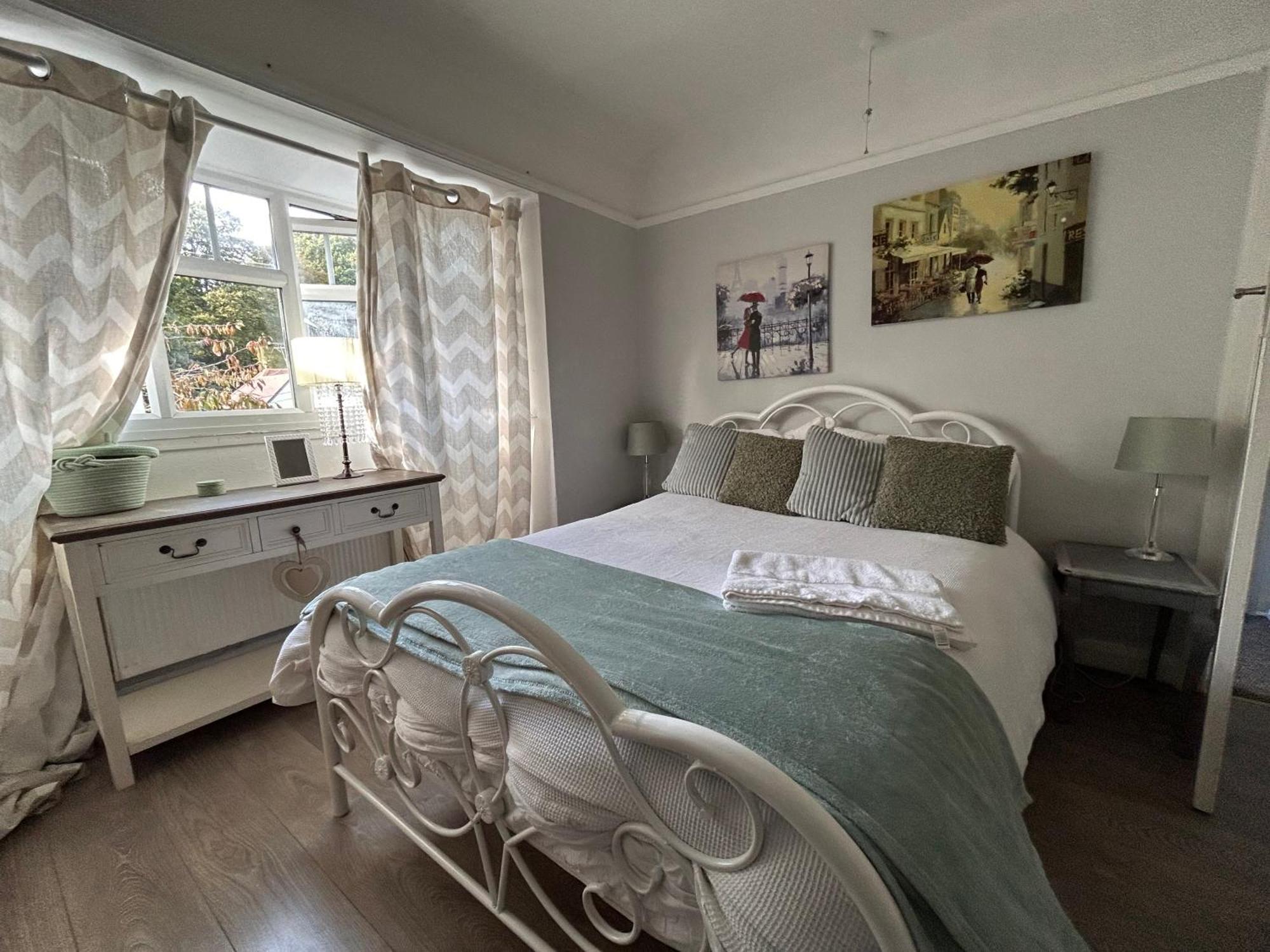 Redditch Rest Near Town Centre & Transport Links Apartment Exterior photo