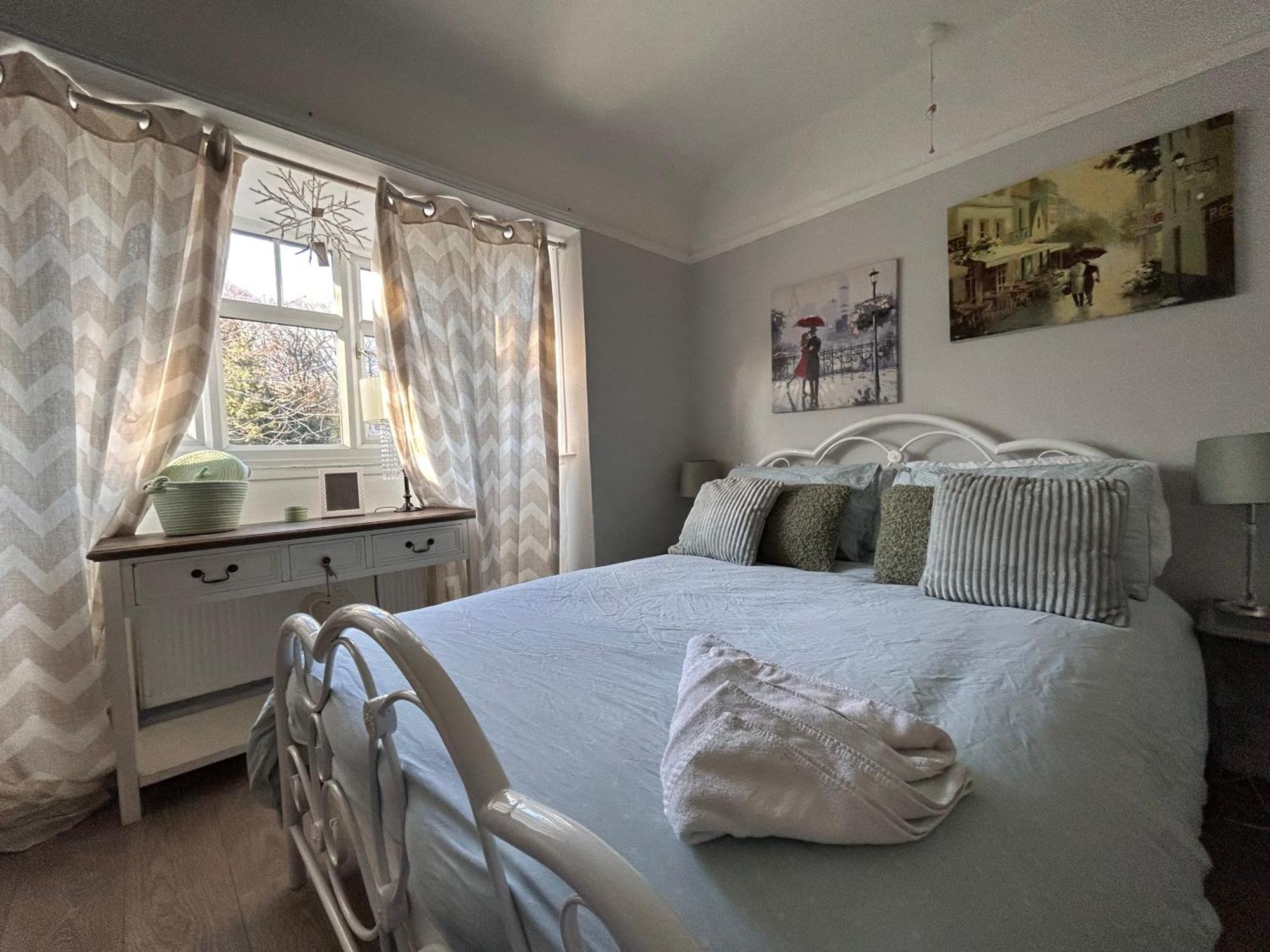 Redditch Rest Near Town Centre & Transport Links Apartment Exterior photo